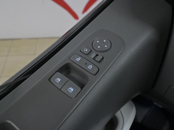 Hyundai Staria I с пробегом 2021 года, цена 4 990 000 рублей, 88000 км, минивэн, Автокод Объявления