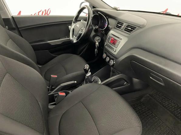 Kia Rio III Рестайлинг с пробегом 2017 года, цена 1 080 000 рублей, 108967 км, седан, Автокод Объявления