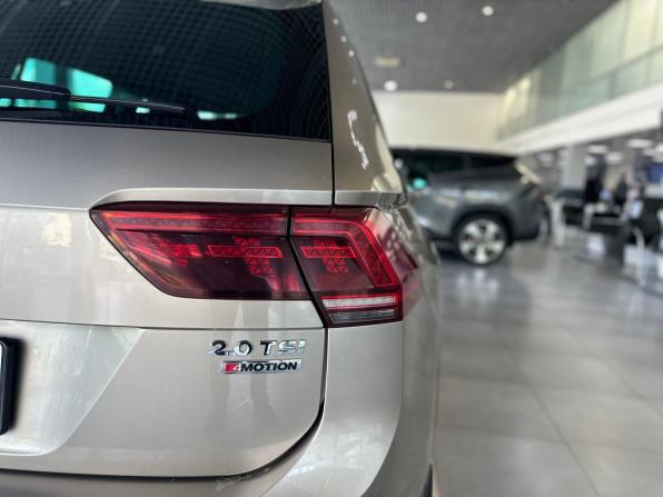 Volkswagen Tiguan II с пробегом 2017 года, цена 2 595 000 рублей, 99000 км, внедорожник, Автокод Объявления