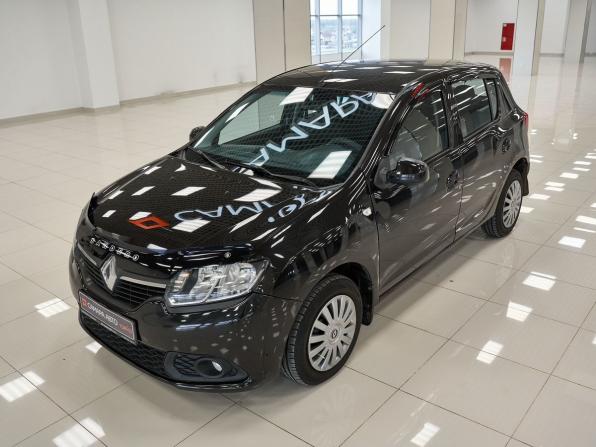 Renault Sandero II с пробегом 2015 года, цена 579 000 рублей, 165826 км, хэтчбек, Автокод Объявления