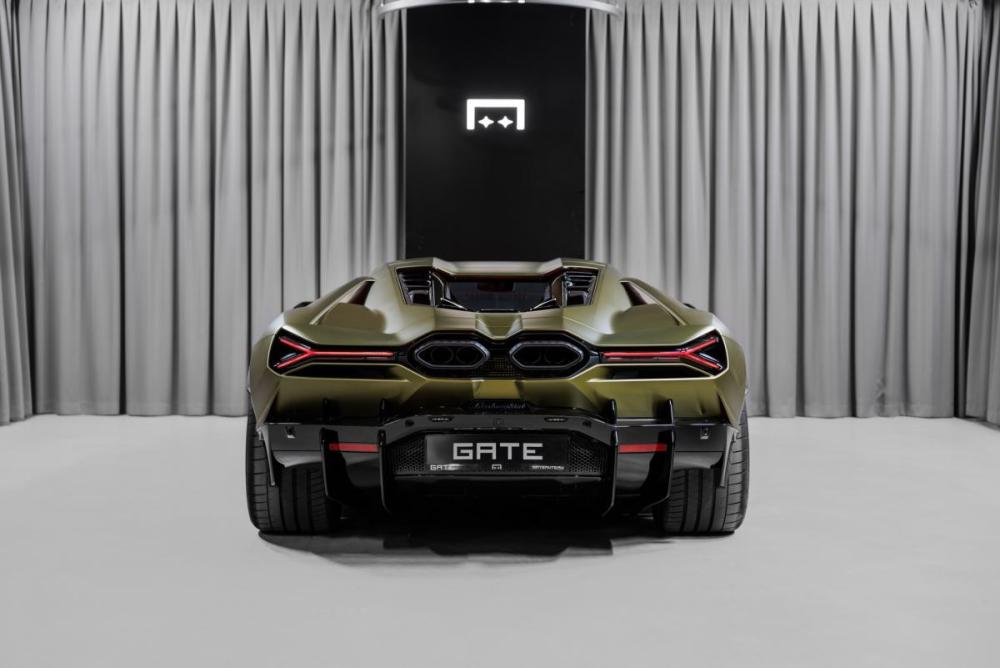 Lamborghini Revuelto Москва  - изображение 10