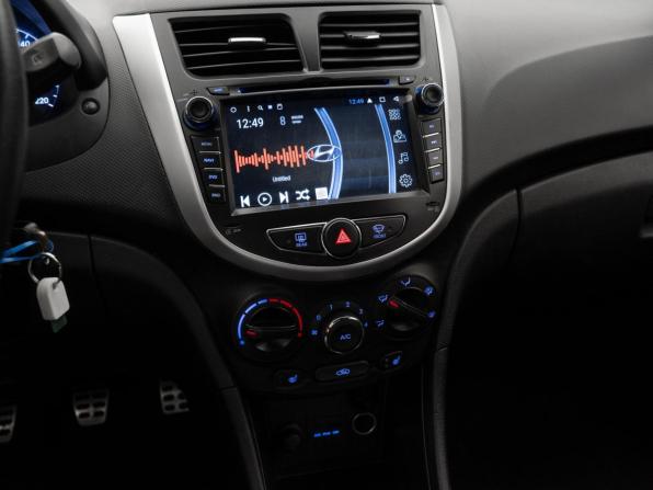 Hyundai Solaris I с пробегом 2013 года, цена 690 000 рублей, 159062 км, хэтчбек, Автокод Объявления