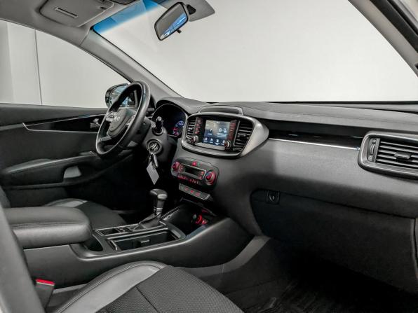 Kia Sorento III Prime Рестайлинг с пробегом 2018 года, цена 2 995 000 рублей, 20941 км, внедорожник, Автокод Объявления