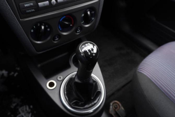 Ford Fusion I Рестайлинг с пробегом 2009 года, цена 379 000 рублей, 195809 км, хэтчбек, Автокод Объявления