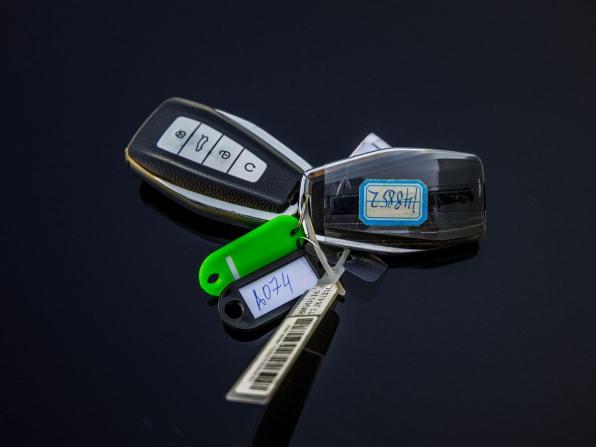 Geely Monjaro I с пробегом 2023 года, цена 2 698 000 рублей, 94579 км, внедорожник, Автокод Объявления