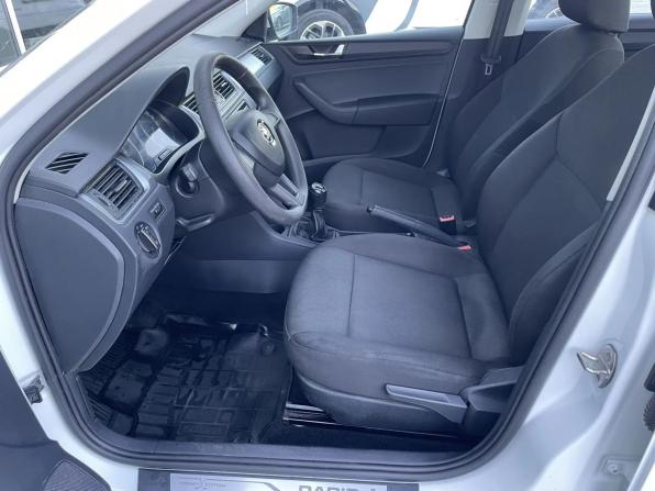 Skoda Rapid I Рестайлинг с пробегом 2019 года, цена 1 340 000 рублей, 186000 км, лифтбек, Автокод Объявления
