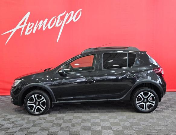 Renault Sandero II Рестайлинг с пробегом 2020 года, цена 1 165 000 рублей, 97680 км, хэтчбек, Автокод Объявления