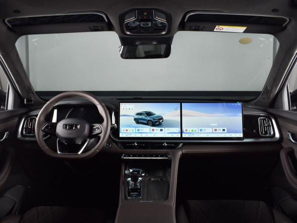 Geely Monjaro I Рестайлинг 2 с пробегом 2026 года, цена 4 030 995 рублей, 17 км, внедорожник, Автокод Объявления