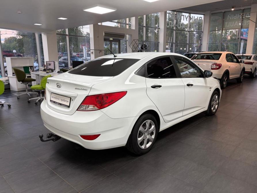Hyundai Solaris I Киров  - изображение 4