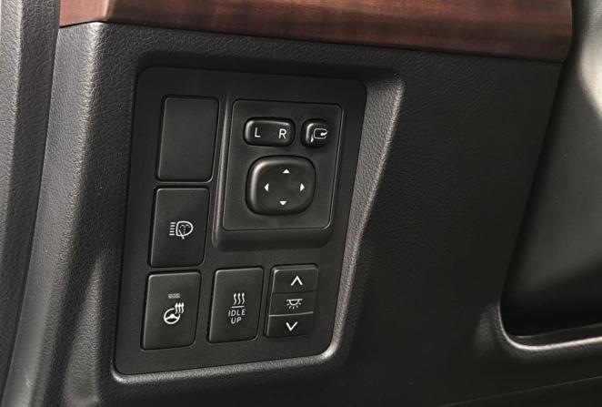 Toyota Land Cruiser Prado 150 Series Рестайлинг 1 с пробегом 2016 года, цена 4 655 000 рублей, 97726 км, внедорожник, Автокод Объявления
