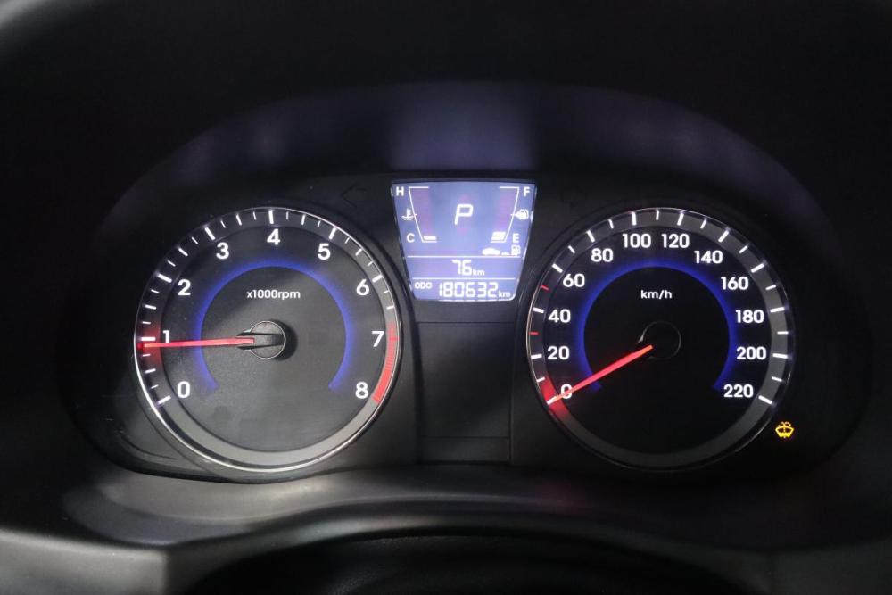 Hyundai Solaris I Санкт-Петербург  - изображение 16