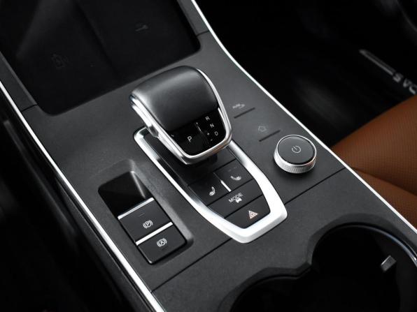 Omoda C5 I с пробегом 2022 года, цена 1 650 000 рублей, 24000 км, внедорожник, Автокод Объявления