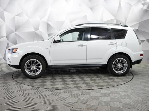 Mitsubishi Outlander II Рестайлинг с пробегом 2010 года, цена 1 149 000 рублей, 176500 км, внедорожник, Автокод Объявления