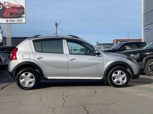Renault Sandero I с пробегом 2014 года, цена 700 000 рублей, 160150 км, хэтчбек, Автокод Объявления