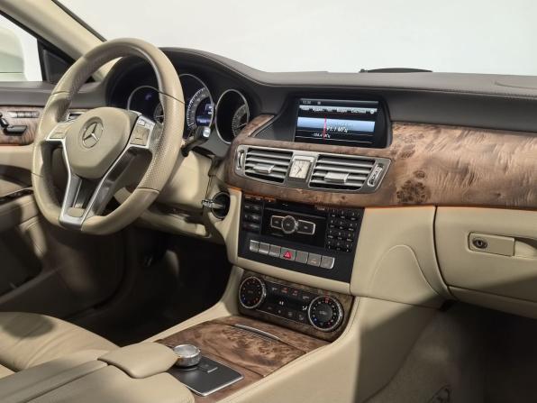 Mercedes-Benz CLS II (C218) с пробегом 2012 года, цена 2 499 000 рублей, 105085 км, седан, Автокод Объявления