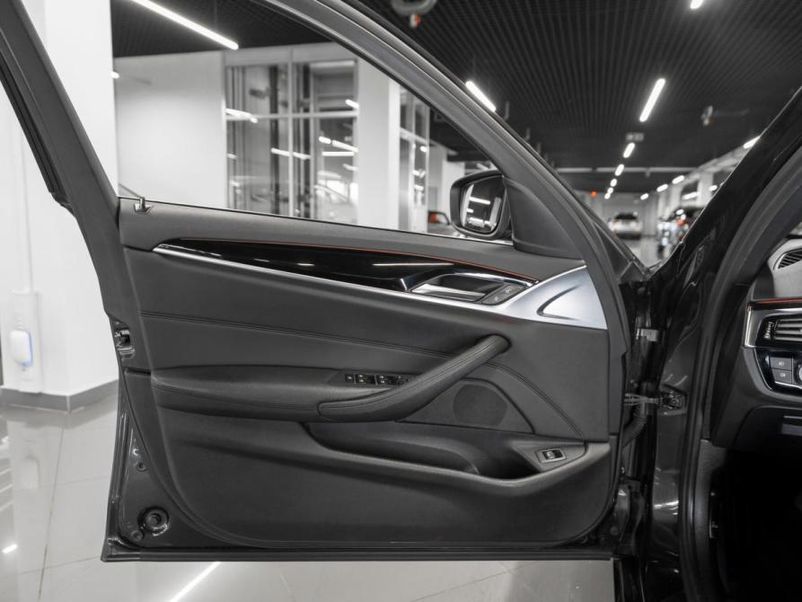 BMW 5 серии VII (G30/G31/G38) Москва  - изображение 19