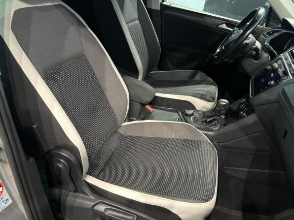 Volkswagen Tiguan II с пробегом 2019 года, цена 2 723 000 рублей, 133048 км, внедорожник, Автокод Объявления