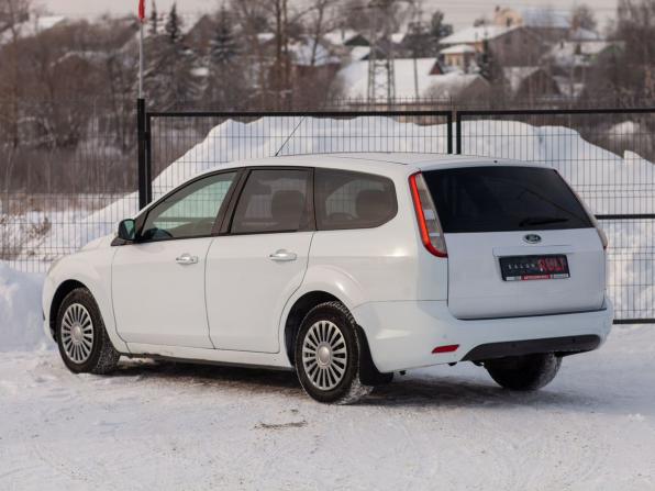 Ford Focus II Рестайлинг с пробегом 2010 года, цена 520 000 рублей, 215364 км, универсал, Автокод Объявления