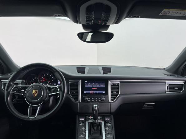 Porsche Macan I с пробегом 2018 года, цена 3 190 000 рублей, 113260 км, внедорожник, Автокод Объявления