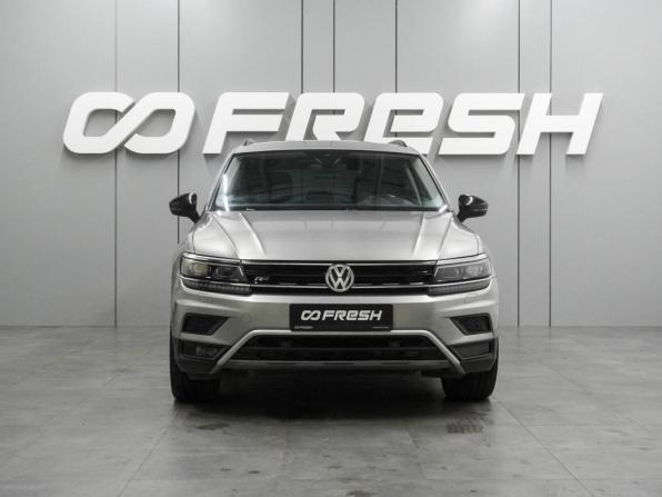 Volkswagen Tiguan II с пробегом 2019 года, цена 2 344 000 рублей, 194692 км, внедорожник, Автокод Объявления