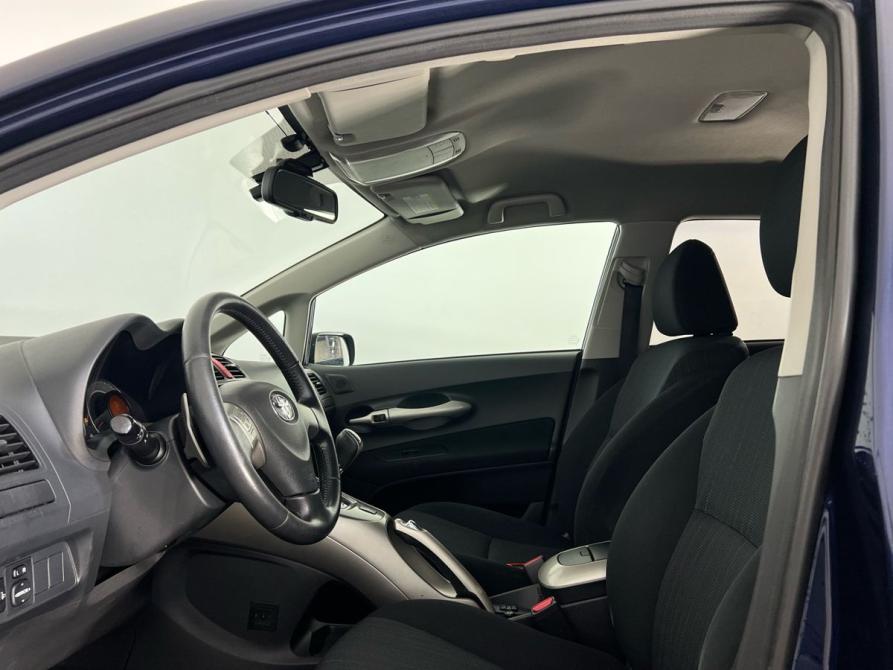 Toyota Auris I Архангельск  - изображение 15