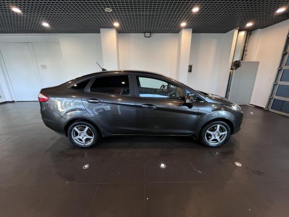 Ford Fiesta Mk6 Рестайлинг с пробегом 2016 года, цена 760 000 рублей, 180475 км, седан, Автокод Объявления