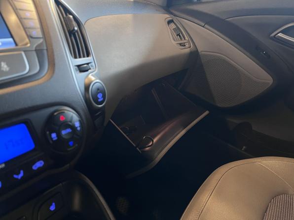 Hyundai ix35 I Рестайлинг с пробегом 2013 года, цена 1 350 000 рублей, 183489 км, внедорожник, Автокод Объявления