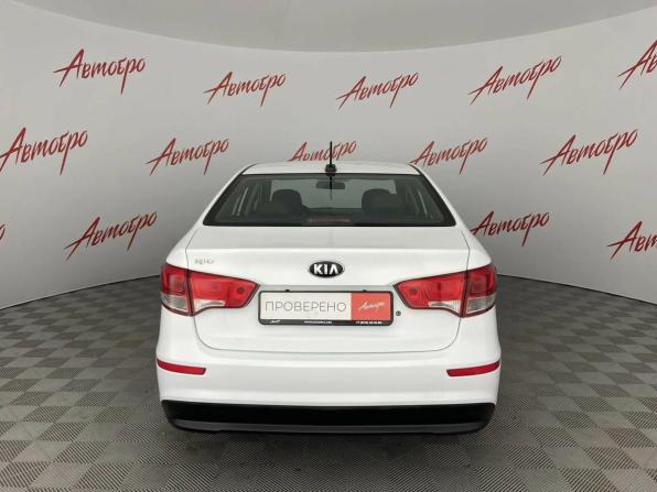 Kia Rio III Рестайлинг с пробегом 2017 года, цена 1 080 000 рублей, 108967 км, седан, Автокод Объявления