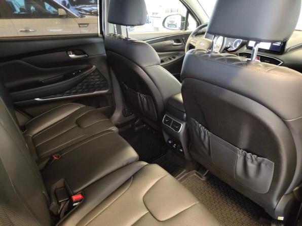 Hyundai Santa Fe IV Рестайлинг с пробегом 2022 года, цена 3 828 000 рублей, 94100 км, внедорожник, Автокод Объявления