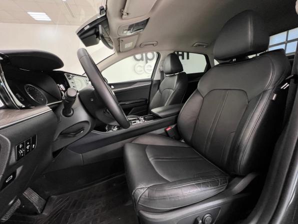 Kia K5 III с пробегом 2020 года, цена 2 390 000 рублей, 84984 км, седан, Автокод Объявления