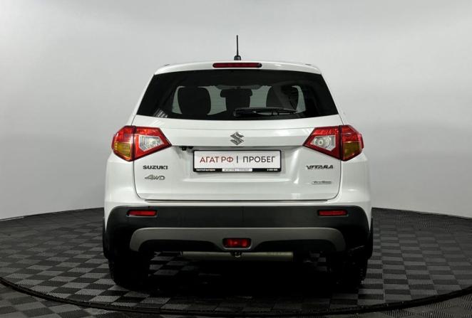 Suzuki Vitara II с пробегом 2018 года, цена 2 050 000 рублей, 59091 км, внедорожник, Автокод Объявления
