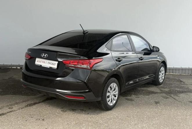 Hyundai Solaris II Рестайлинг с пробегом 2021 года, цена 1 395 000 рублей, 149951 км, седан, Автокод Объявления