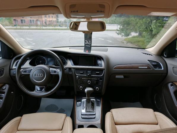 Audi A4 IV (B8) Рестайлинг с пробегом 2013 года, цена 1 699 000 рублей, 127126 км, седан, Автокод Объявления
