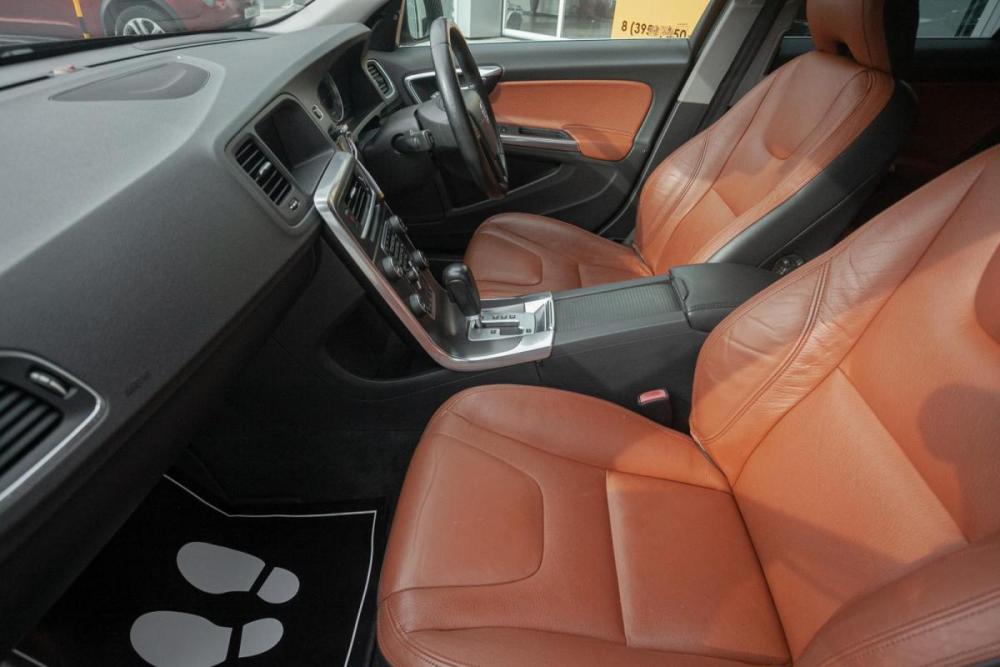 Volvo V60 I Иркутск  - изображение 20