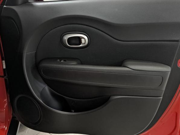 Kia Soul II Рестайлинг с пробегом 2018 года, цена 1 485 000 рублей, 142221 км, хэтчбек, Автокод Объявления
