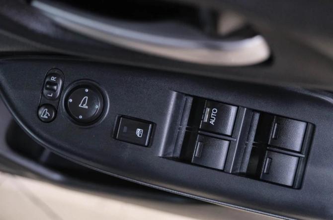 Honda Fit III с пробегом 2015 года, цена 999 000 рублей, 160000 км, хэтчбек, Автокод Объявления