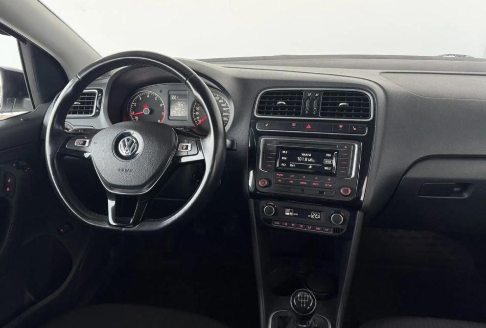 Volkswagen Polo V Рестайлинг Киров  - изображение 12
