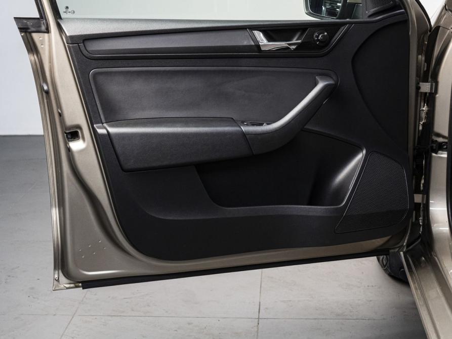 Skoda Rapid I Рестайлинг Тюмень  - изображение 11