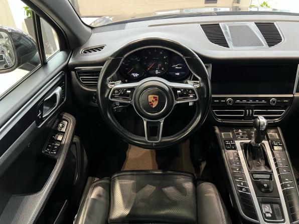 Porsche Macan I Рестайлинг с пробегом 2019 года, цена 3 649 000 рублей, 176000 км, внедорожник, Автокод Объявления