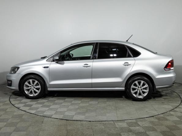 Volkswagen Polo V Рестайлинг с пробегом 2016 года, цена 1 048 790 рублей, 137881 км, седан, Автокод Объявления