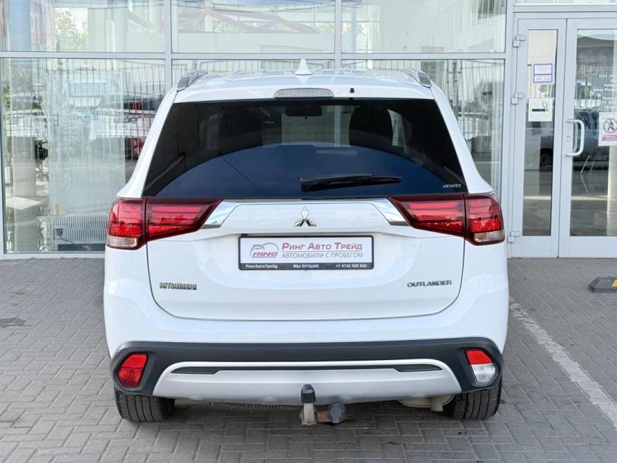Mitsubishi Outlander III Рестайлинг 3 Липецк  - изображение 4