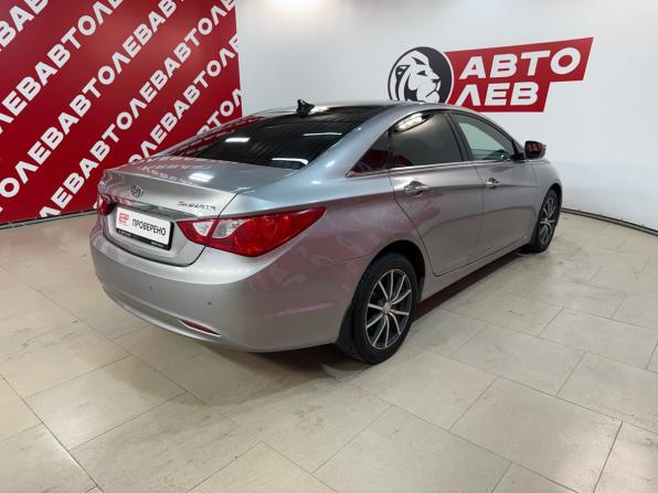 Hyundai Sonata VI (YF) с пробегом 2011 года, цена 1 149 000 рублей, 179518 км, седан, Автокод Объявления