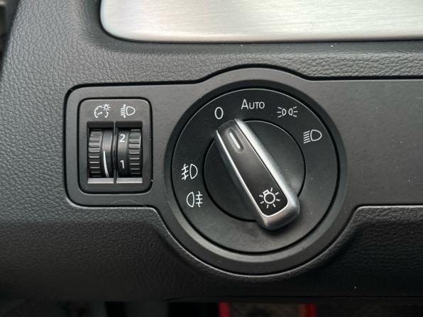 Volkswagen Passat B7 с пробегом 2012 года, цена 1 090 000 рублей, 245050 км, универсал, Автокод Объявления