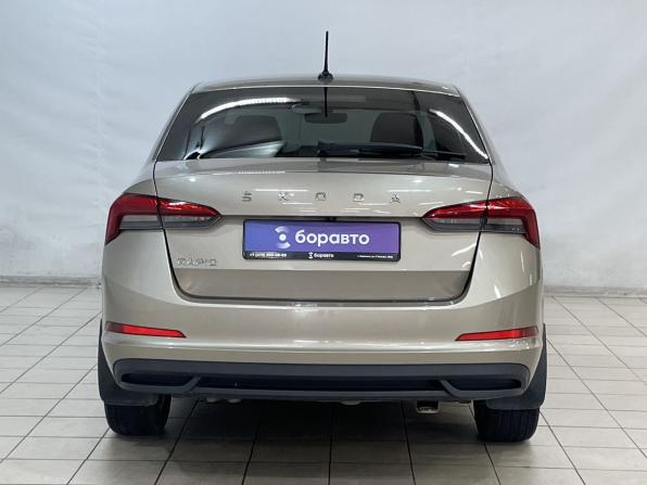 Skoda Rapid II с пробегом 2021 года, цена 1 649 000 рублей, 132903 км, лифтбек, Автокод Объявления