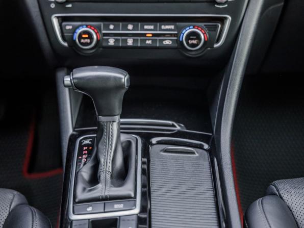 Kia Optima IV Рестайлинг с пробегом 2019 года, цена 1 958 000 рублей, 149505 км, седан, Автокод Объявления