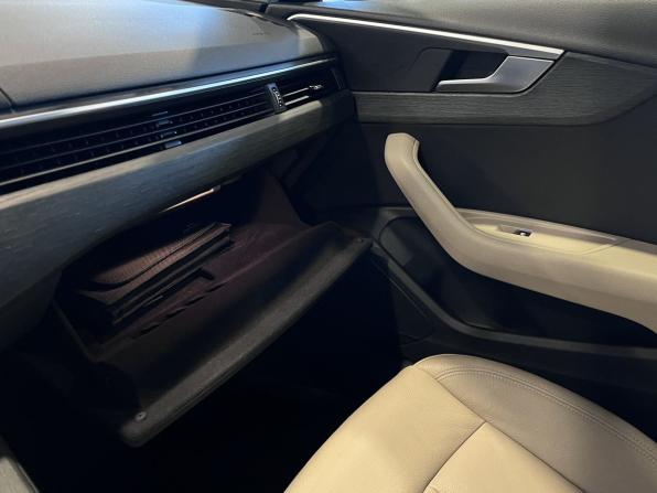 Audi A4 V (B9) с пробегом 2019 года, цена 2 212 000 рублей, 105527 км, седан, Автокод Объявления