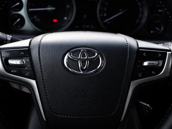 Toyota Land Cruiser 200 Series Рестайлинг 2 с пробегом 2019 года, цена 7 148 000 рублей, 104673 км, внедорожник, Автокод Объявления