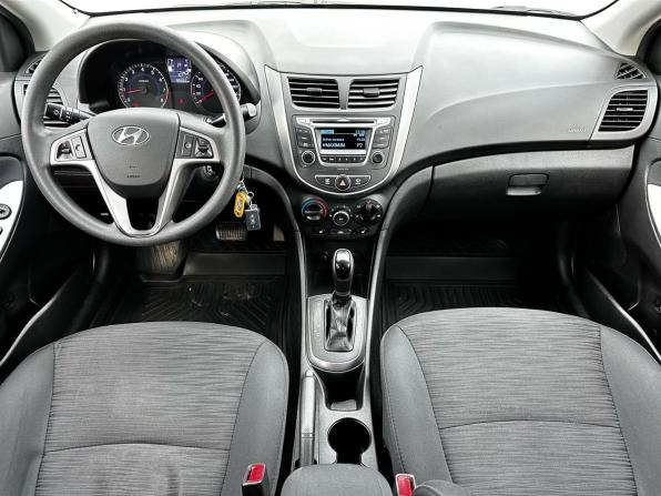 Hyundai Solaris I Рестайлинг с пробегом 2015 года, цена 1 130 000 рублей, 99500 км, седан, Автокод Объявления