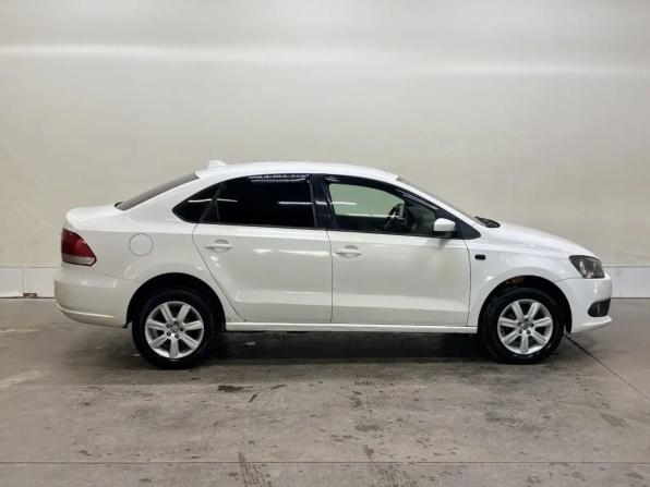 Volkswagen Polo V с пробегом 2012 года, цена 599 000 рублей, 208000 км, седан, Автокод Объявления