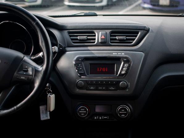 Kia Rio III с пробегом 2013 года, цена 770 000 рублей, 182114 км, седан, Автокод Объявления